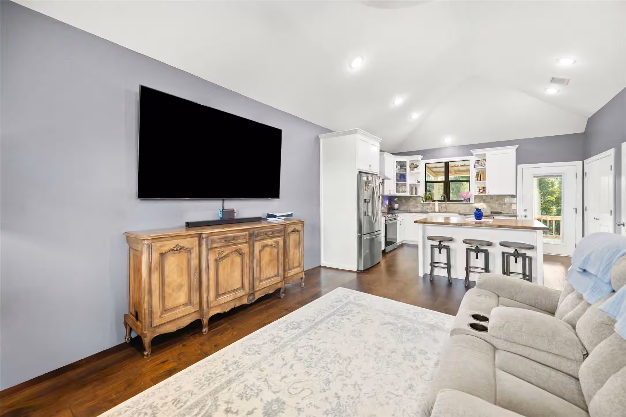 Photo 7 of 2021 Strangmeier Road, Brenham, TX