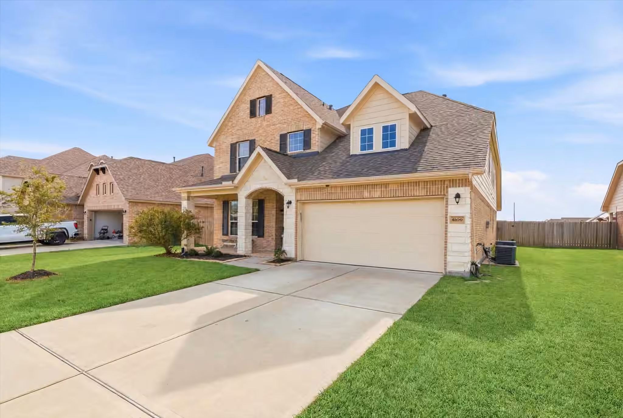 Photo 3 of 14146 Little River Drive, Baytown, TX
