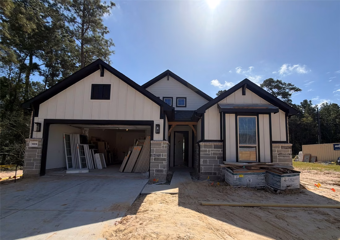 Photo of 11515 Dosey Doe Drive, Montgomery, TX