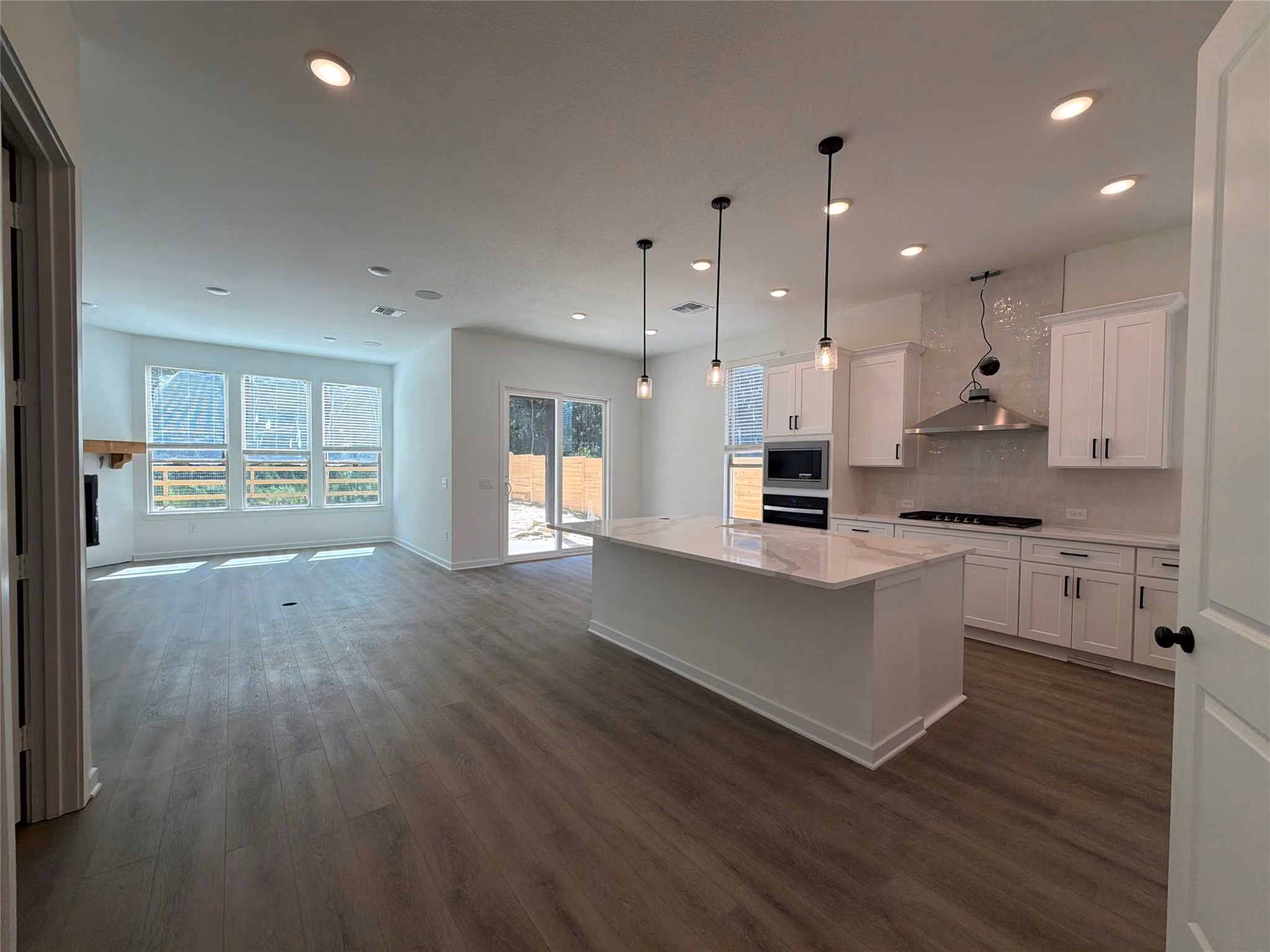 Photo 6 of 11515 Dosey Doe Drive, Montgomery, TX