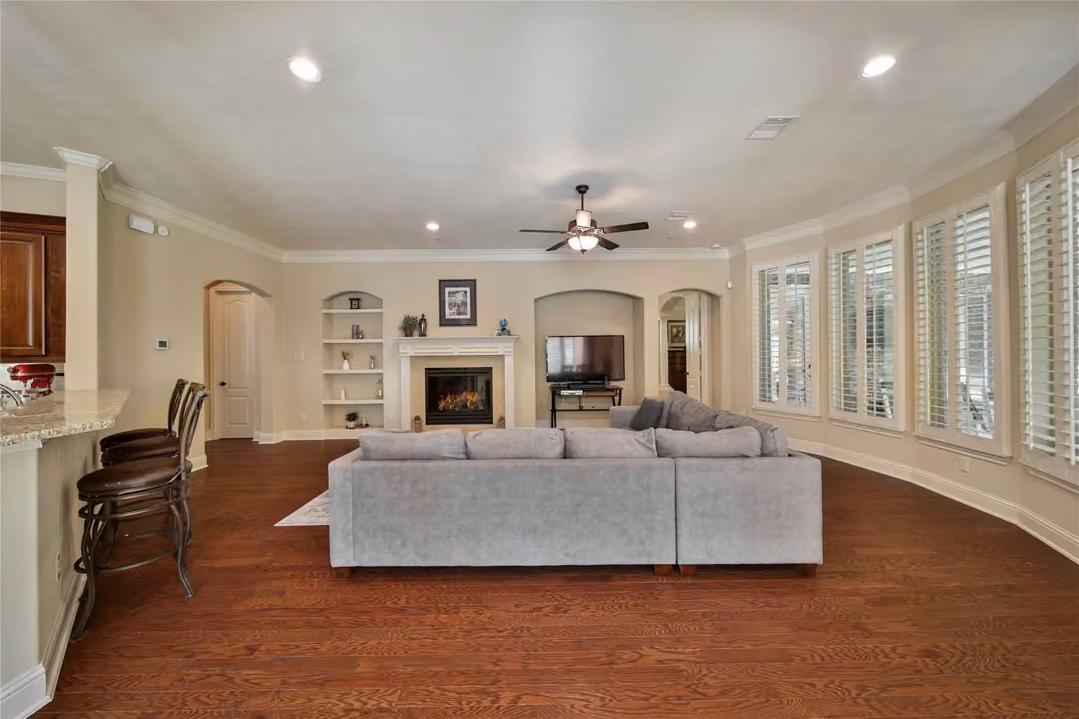 Photo 5 of 28946 Village Trail, Magnolia, TX