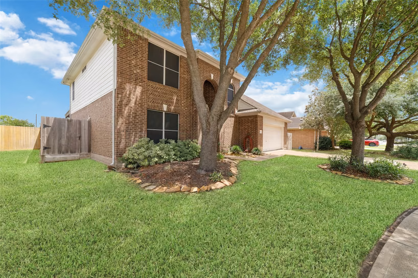 Photo 4 of 19630 Nara Vista Drive Drive, Tomball, TX