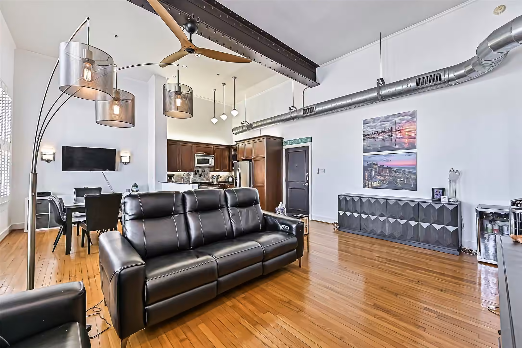 Photo 6 of 415 22nd Street, Galveston, TX