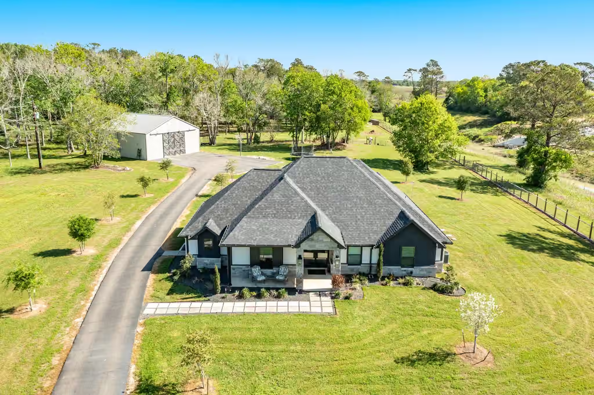 Photo of 7550 Oak Cross E Street, Alvin, TX