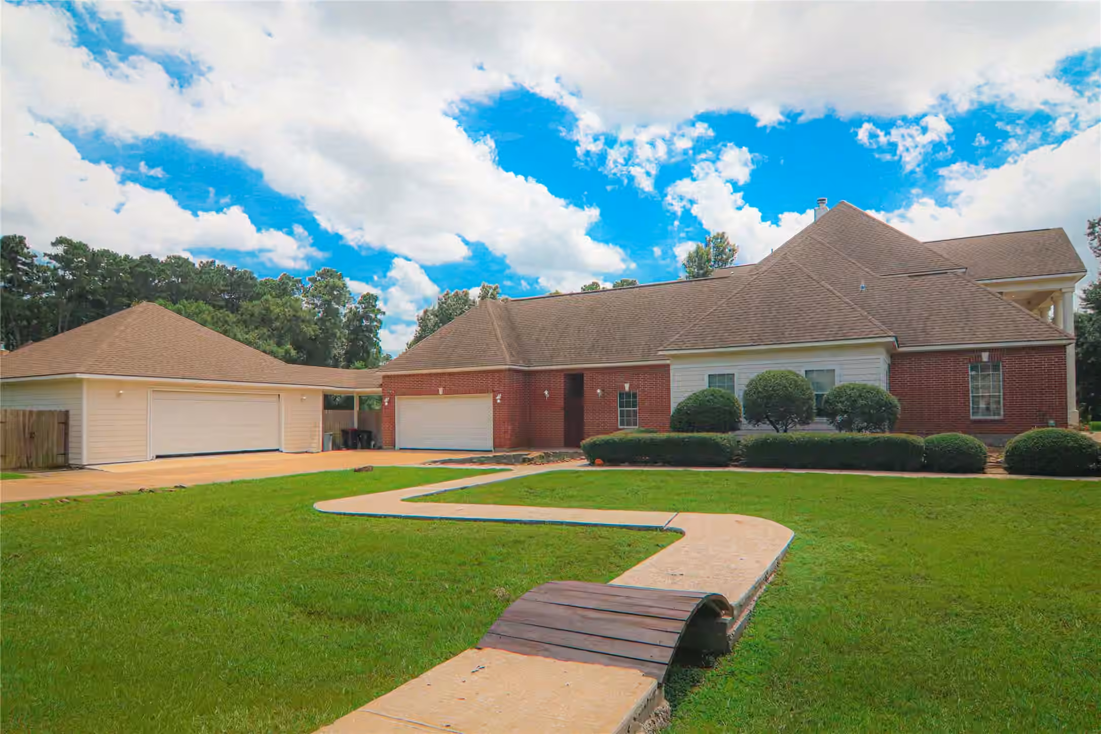 Photo 4 of 19602 Riverwalk Drive, Porter, TX