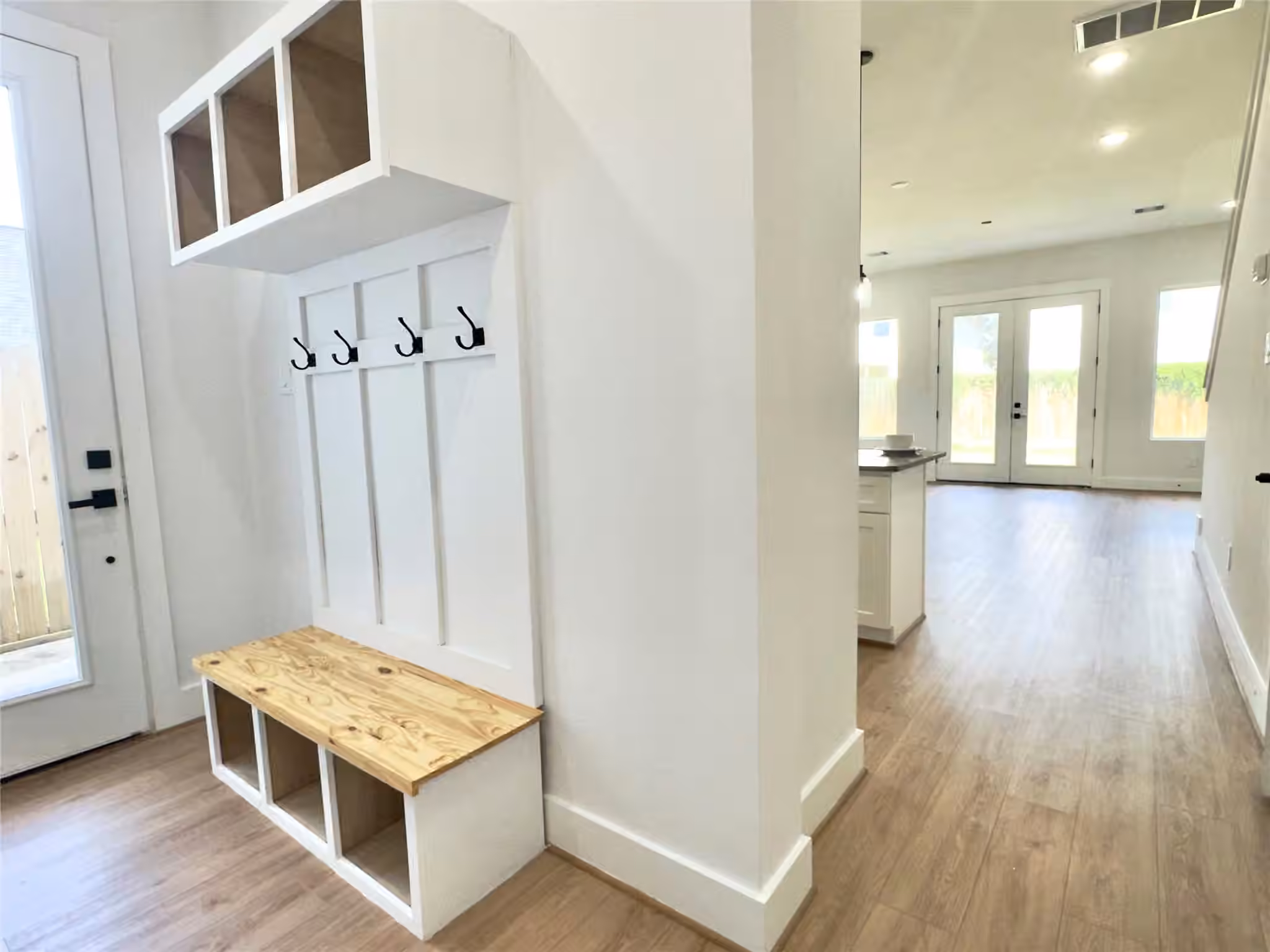 Photo 3 of 7819 Colonial Lane, Houston, TX