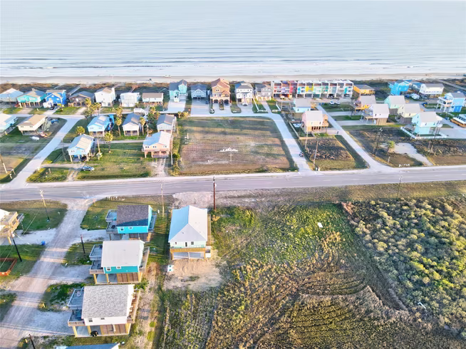 Photo 3 of 1627 Blue Water Hwy, Surfside Beach, TX