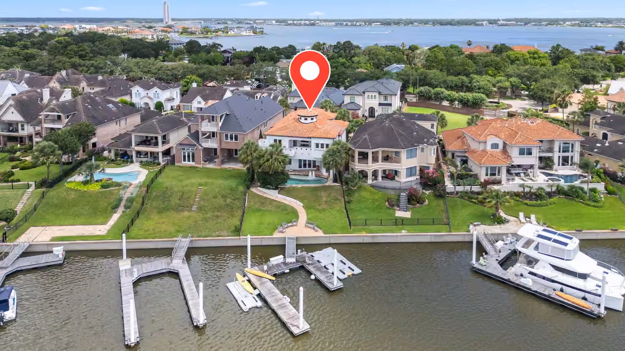 Photo of 721 Harborside Way, League City, TX 77565