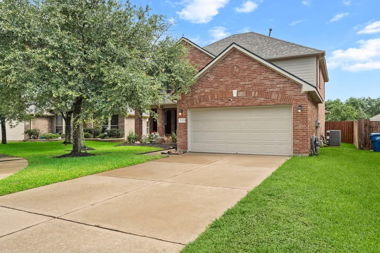 Photo 3 of 22518 Holbrook Springs Court, Katy, TX