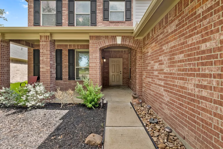 Photo 5 of 22518 Holbrook Springs Court, Katy, TX