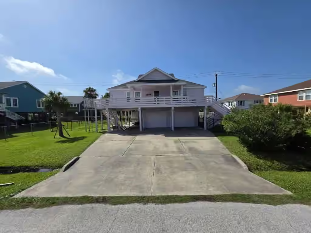 Photo of 16527 Frances Drake Road, Jamaica Beach, TX 77554