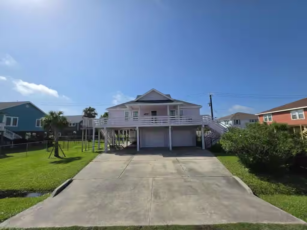 Photo 2 of 16527 Frances Drake Road, Jamaica Beach, TX