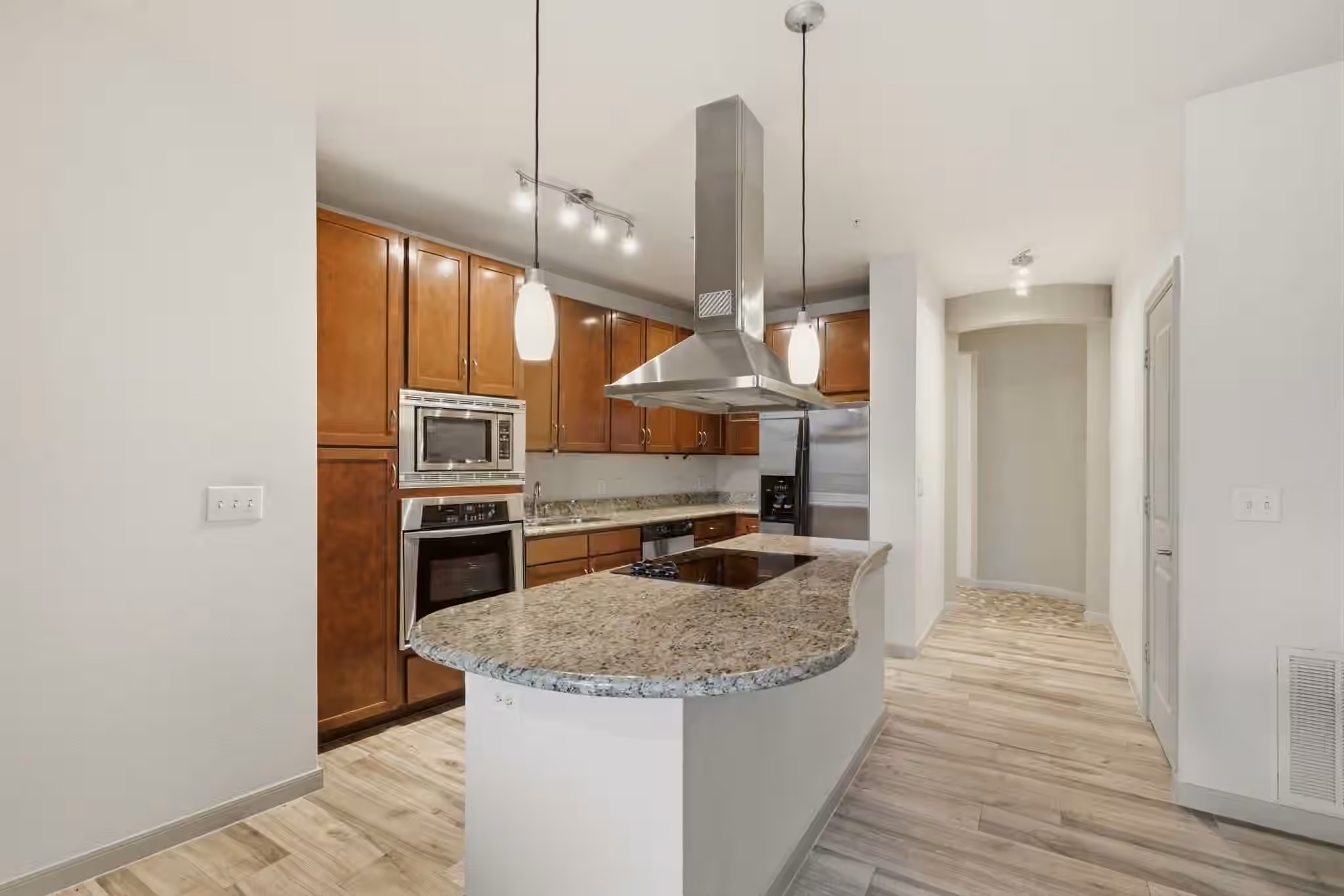 Photo 2 of 505 Jackson Hill Street 206, Houston, TX
