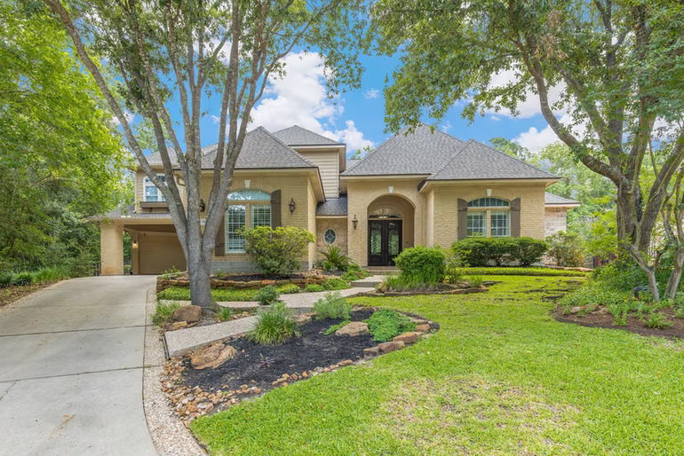 Photo 2 of 74 W Thymewood Place, The Woodlands, TX