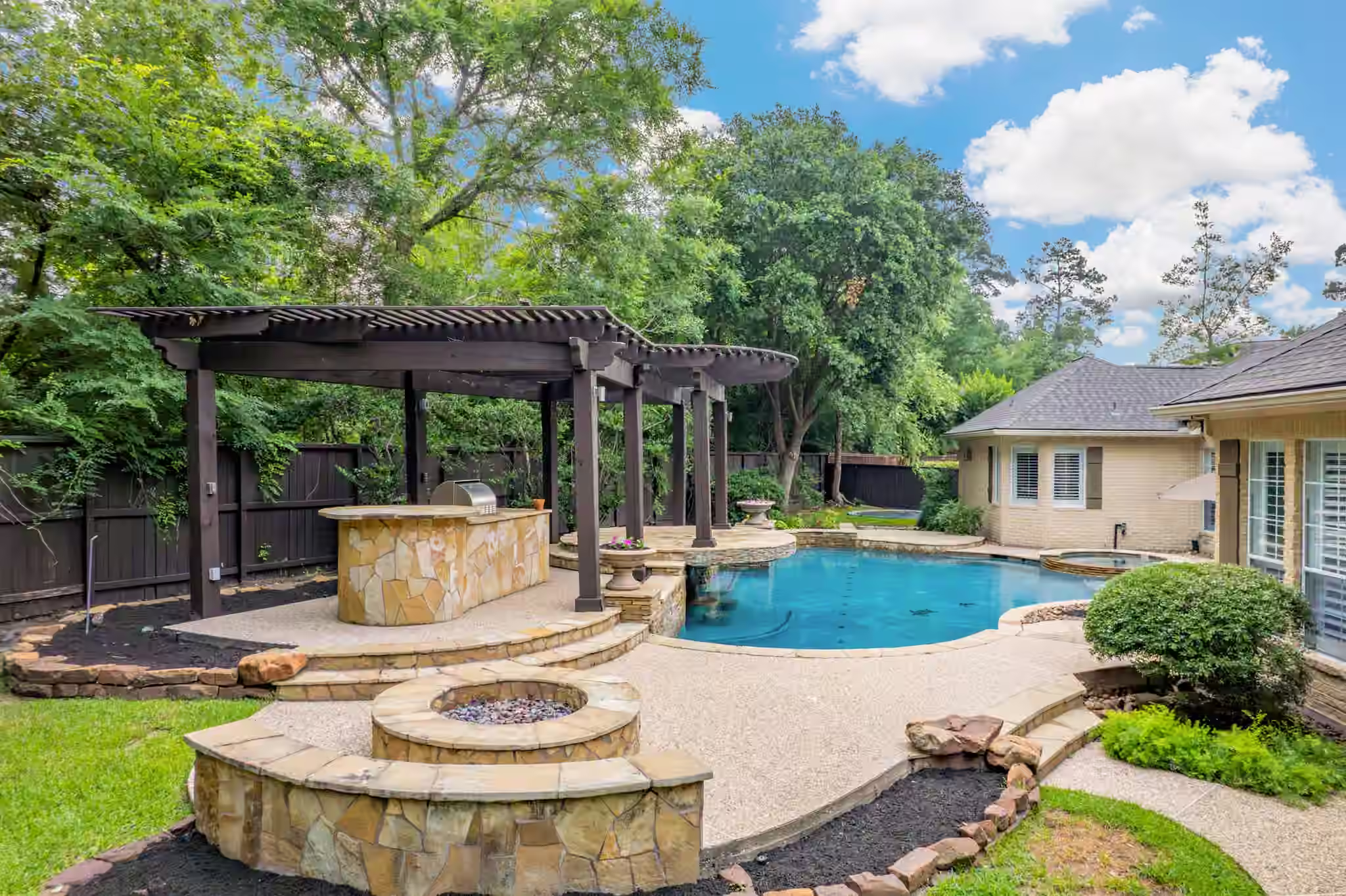 Photo 4 of 74 W Thymewood Place, The Woodlands, TX