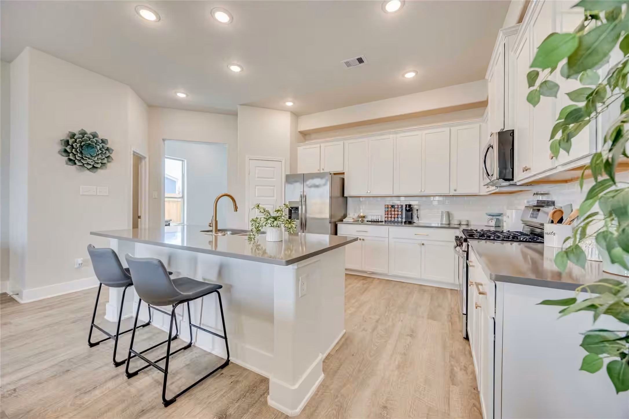 Photo 5 of 13451 Sun Cay Drive, Houston, TX