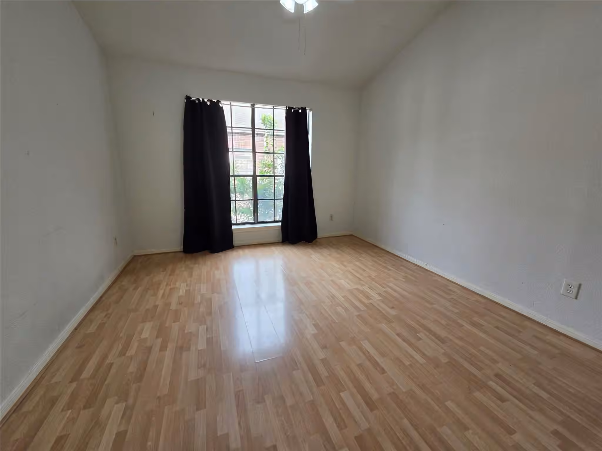 Photo 5 of 8055 Cambridge Street 58, Houston, TX