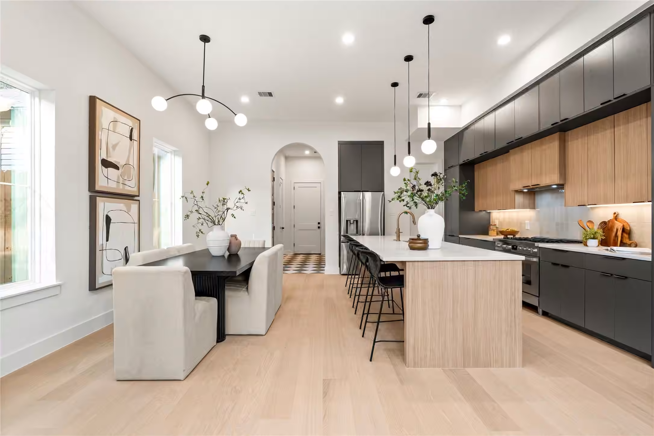 Photo 7 of 409 Walton Street B, Houston, TX