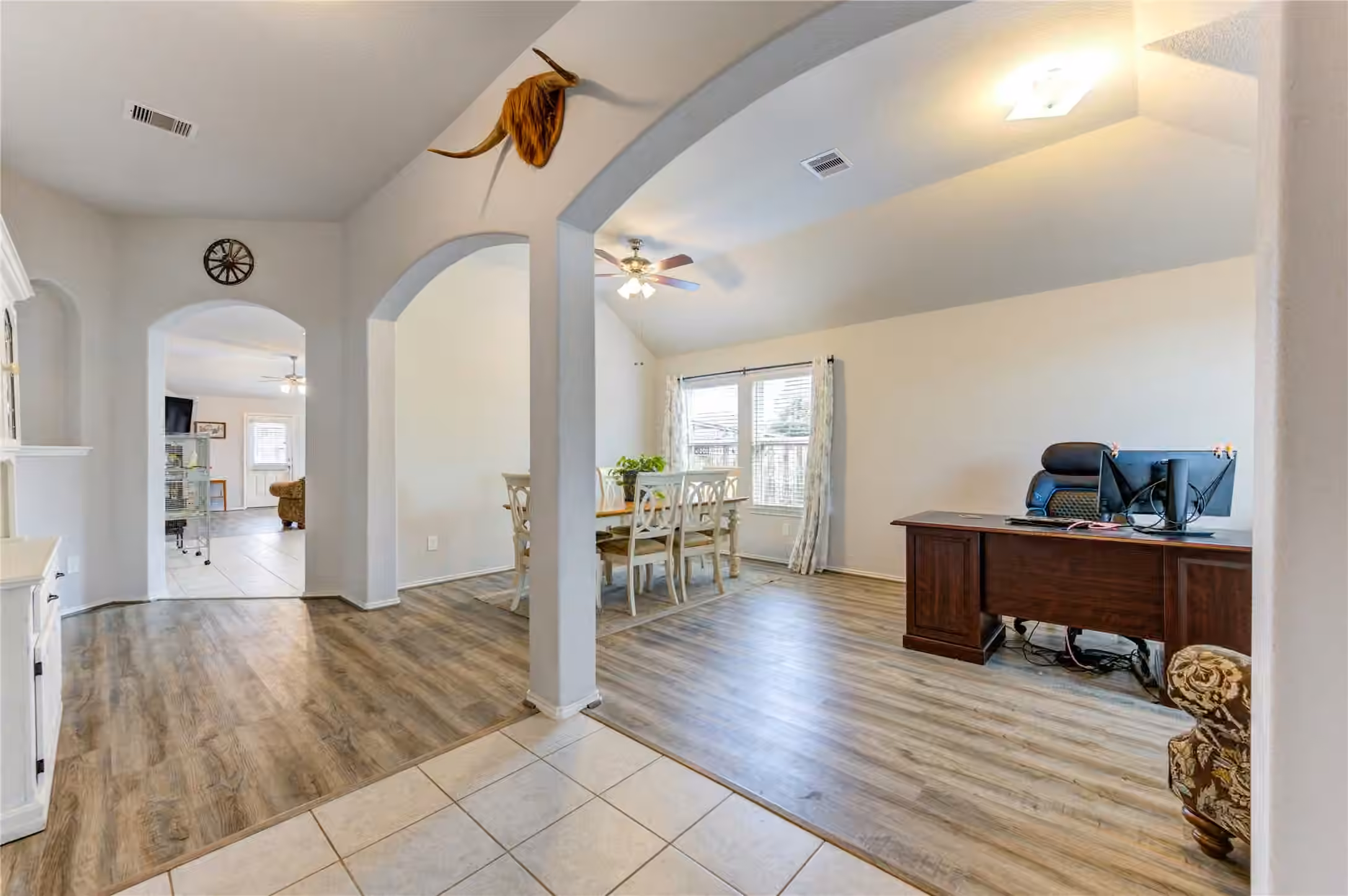 Photo 3 of 13707 Arcadia Creek Lane, Rosharon, TX