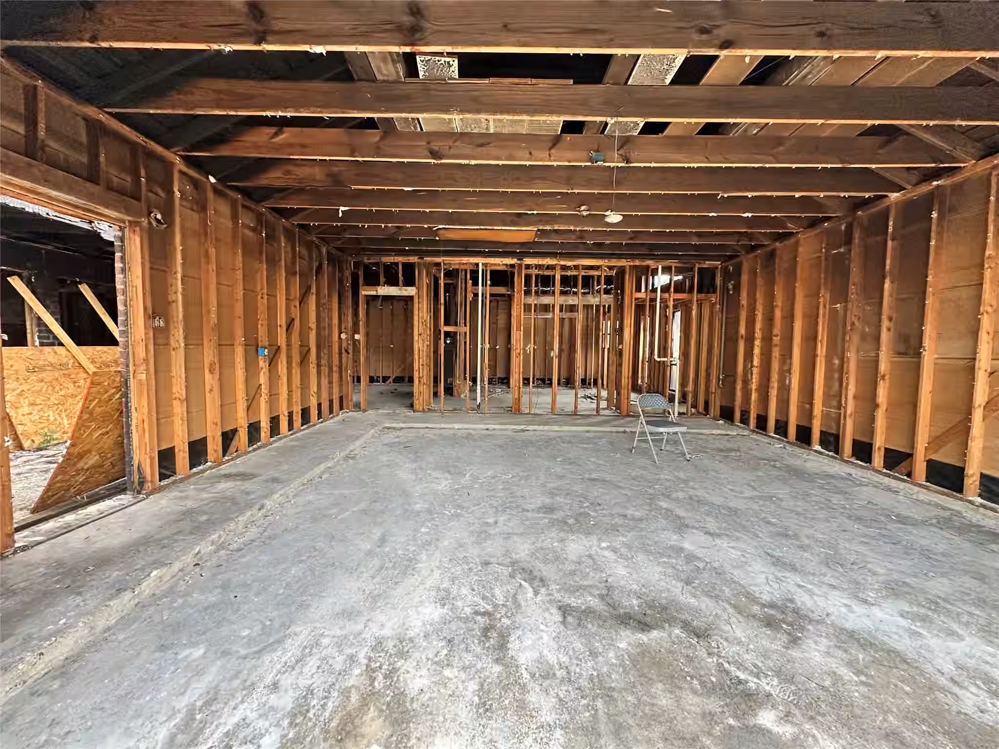 Photo 4 of 2315 Willow Lake Drive, Houston, TX