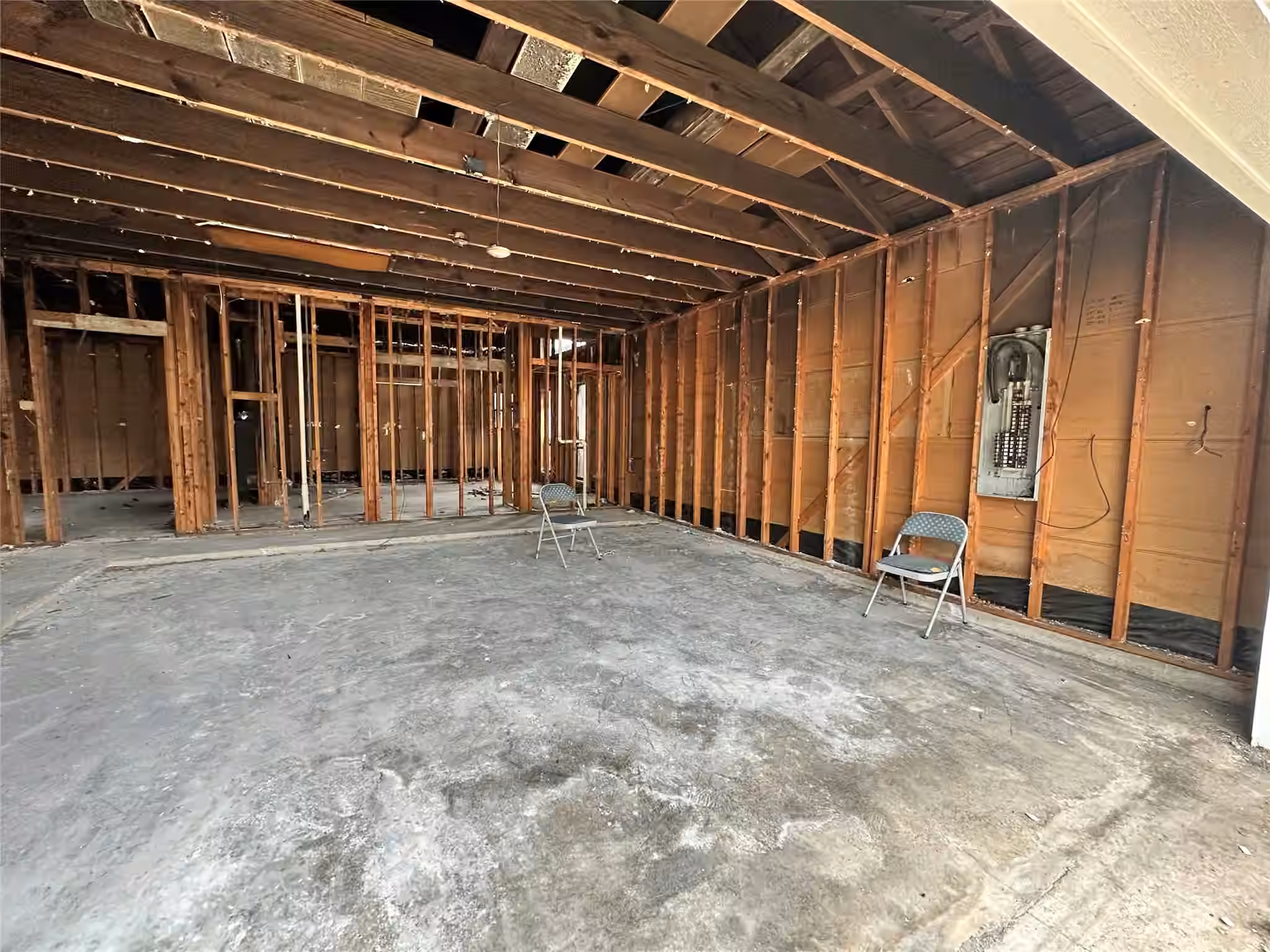 Photo 5 of 2315 Willow Lake Drive, Houston, TX