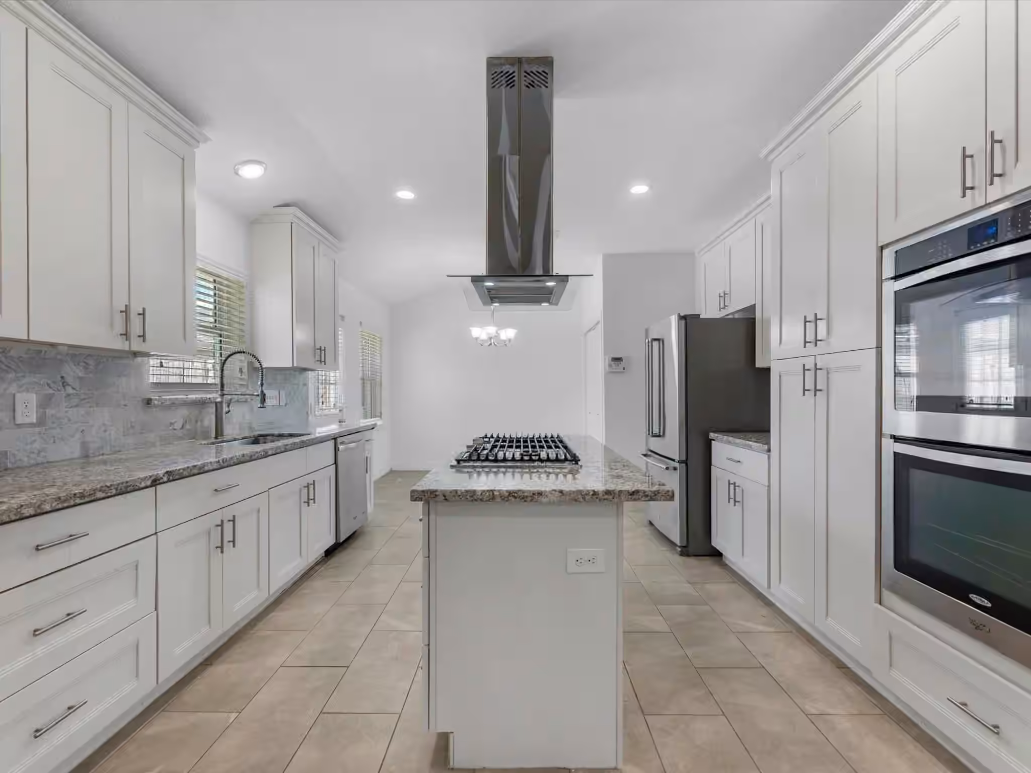 Photo 5 of 1819 Millwood Drive, Houston, TX