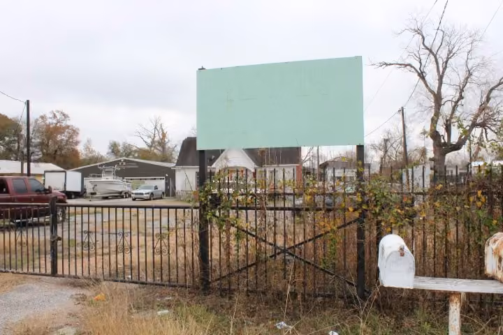 Photo 6 of 5701 Chippewa Boulevard, Houston, TX