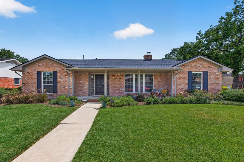 Photo 2 of 5239 Lymbar Drive, Houston, TX