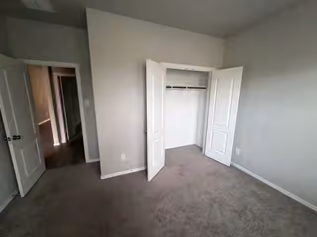Photo 4 of 24814 Crimson Pine Drive, Houston, TX