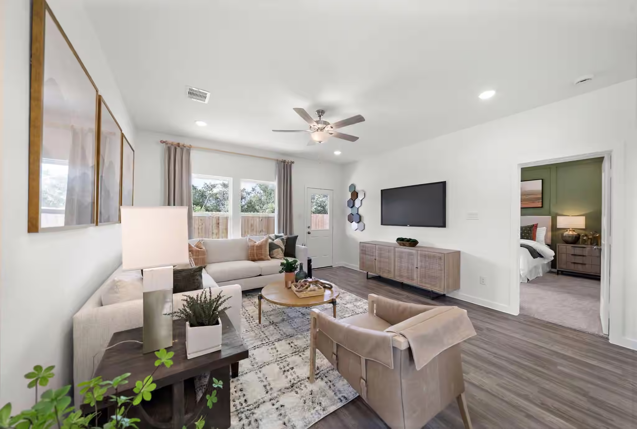 Photo 4 of 17118 King Eider Road, Waller, TX