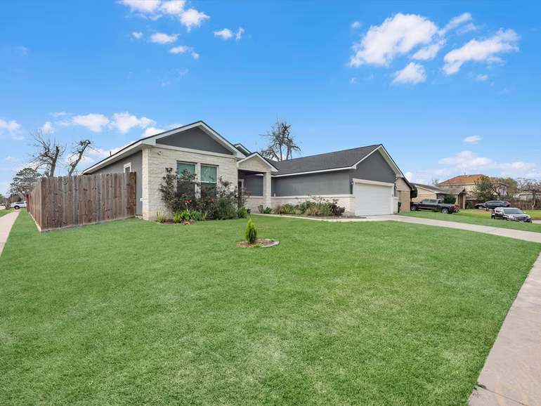 Photo 4 of 4122 Brookston Street, Houston, TX