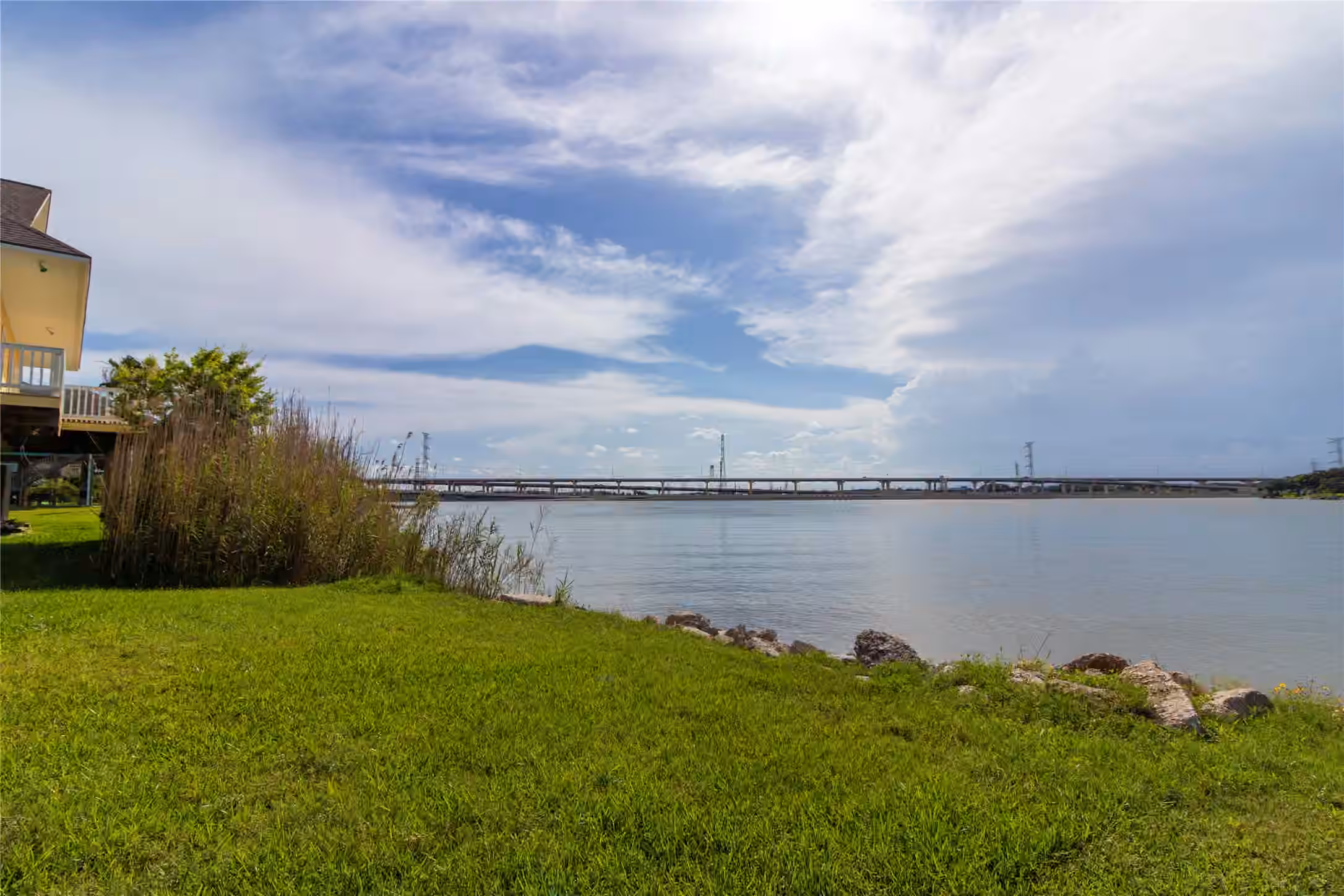 Photo 3 of 809 Todville Road, Seabrook, TX