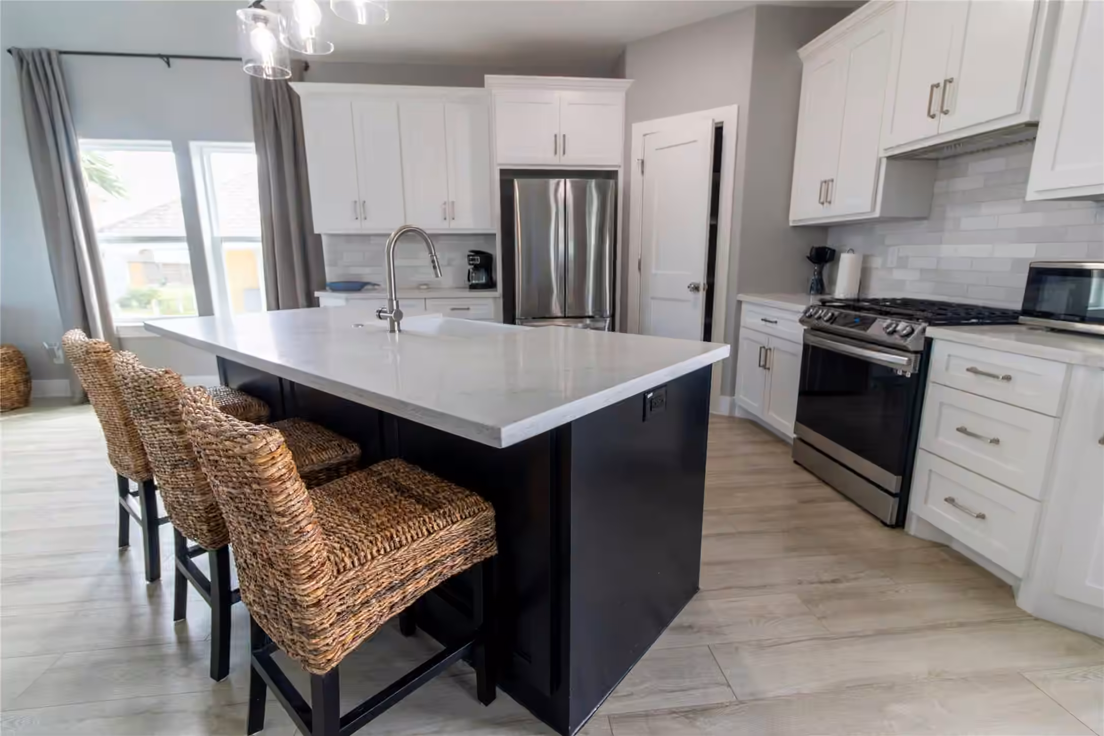 Photo 7 of 809 Todville Road, Seabrook, TX