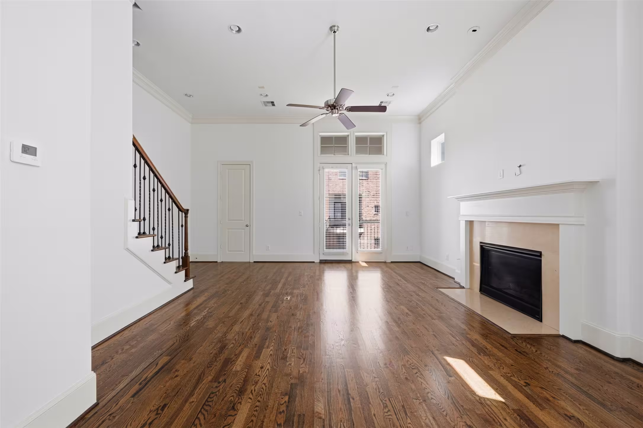 Photo 5 of 2027 Fannin Station, Houston, TX