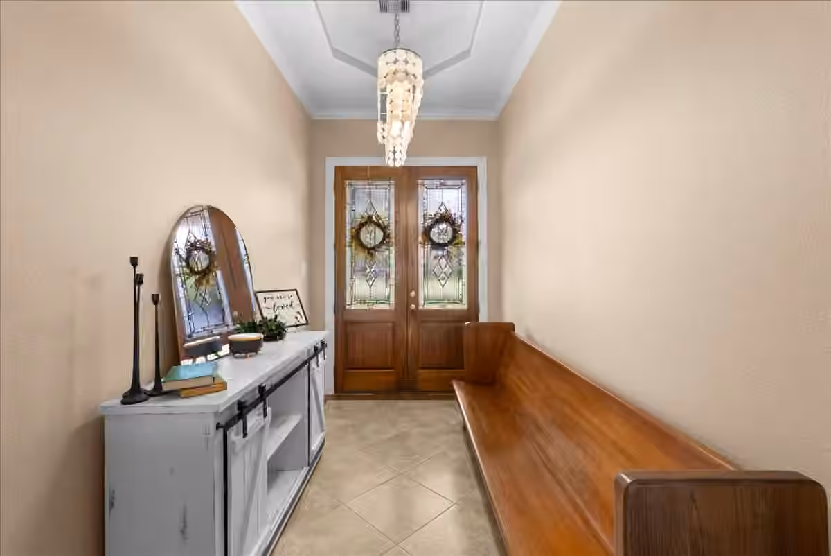 Photo 6 of 907 Oak Street, Anahuac, TX
