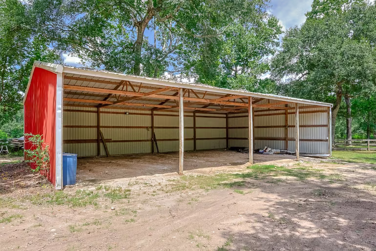 Photo 5 of 9214 Shady Lane, Magnolia, TX