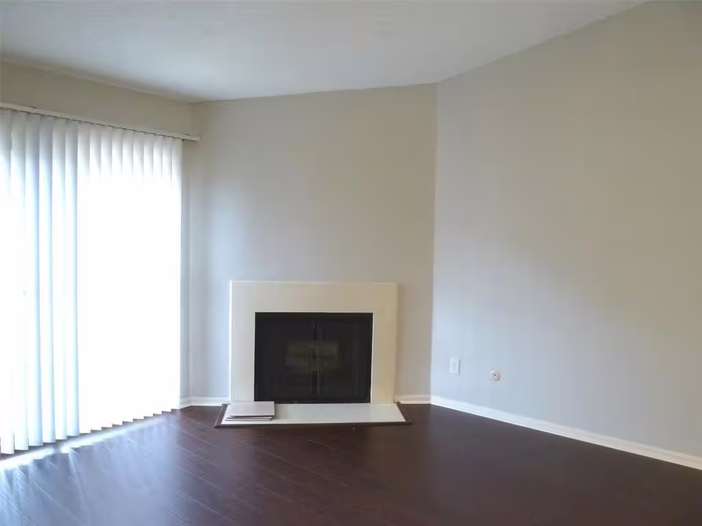 Photo 5 of 2120 El Paseo Street 1408, Houston, TX