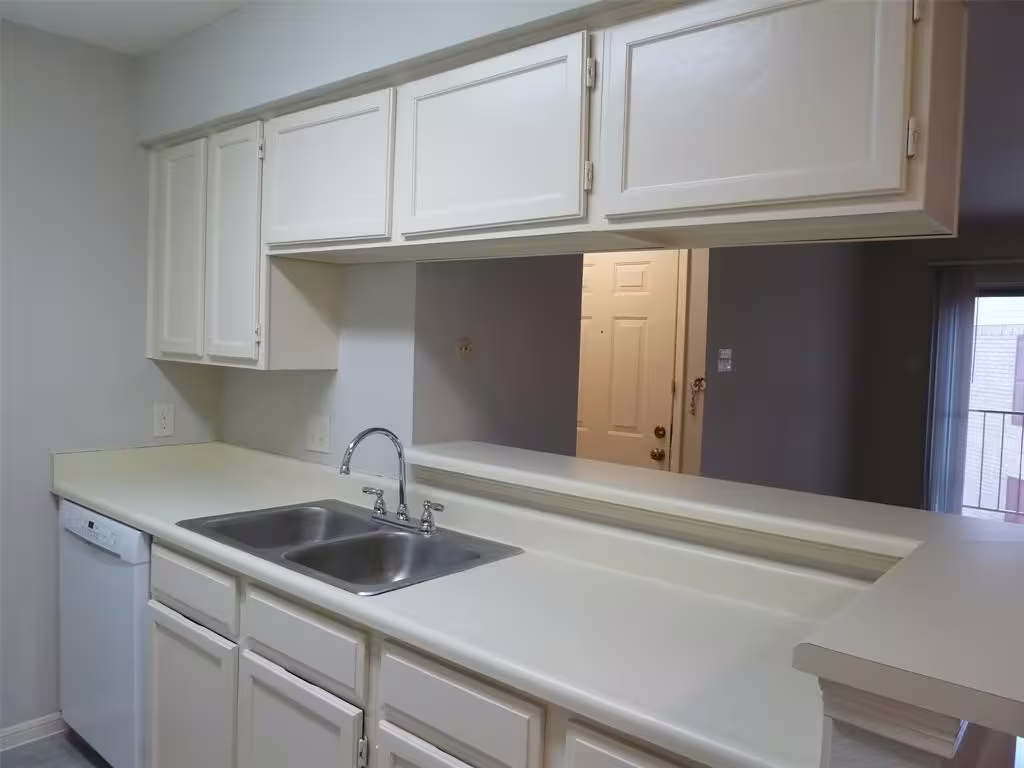 Photo 7 of 2120 El Paseo Street 1408, Houston, TX