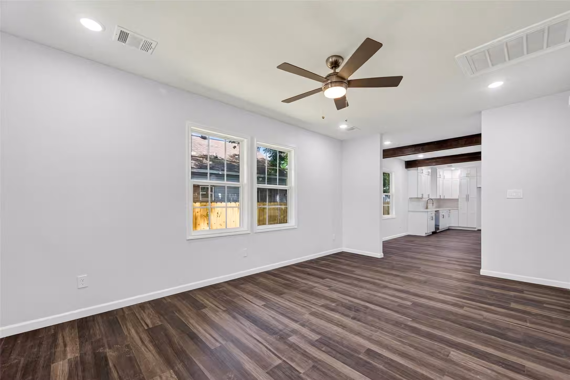 Photo 7 of 7135 Avenue E, Houston, TX