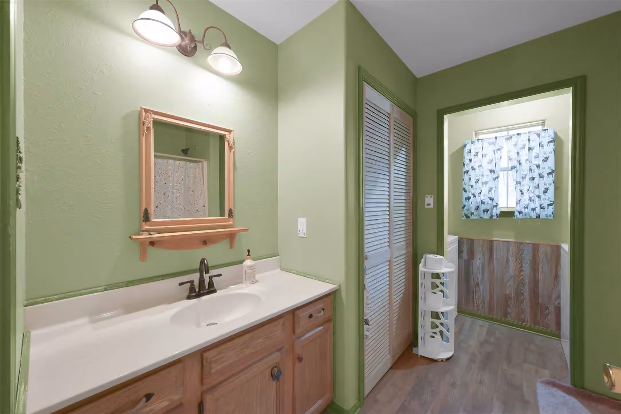 Photo 6 of 10665 Royal Pines Drive, Conroe, TX