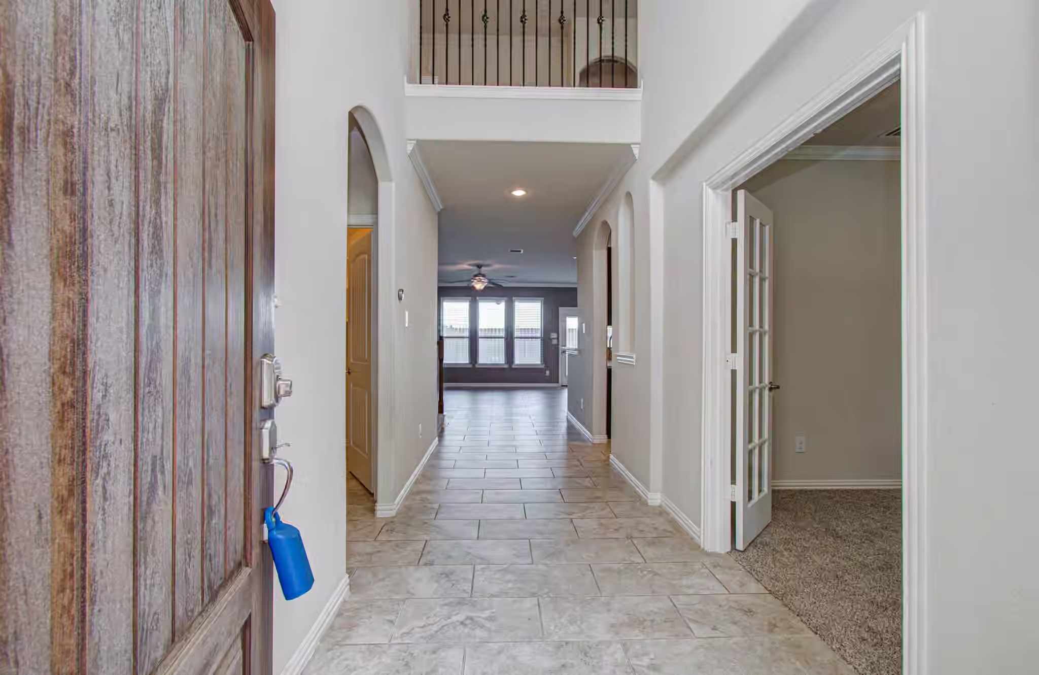 Photo 5 of 10126 Naples Cliff Court, Cypress, TX