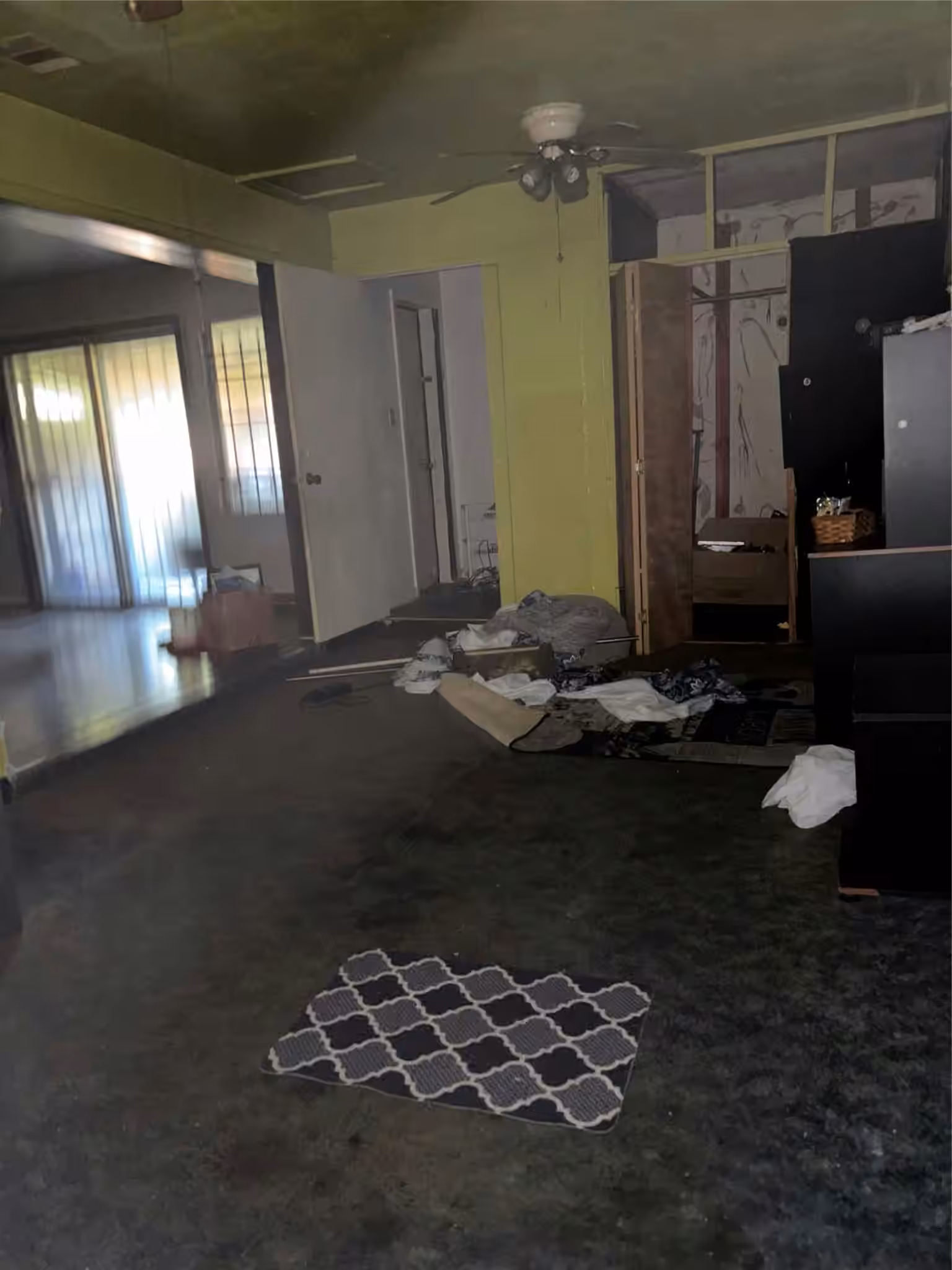 Photo 4 of 6622 Cherrydale Drive, Houston, TX