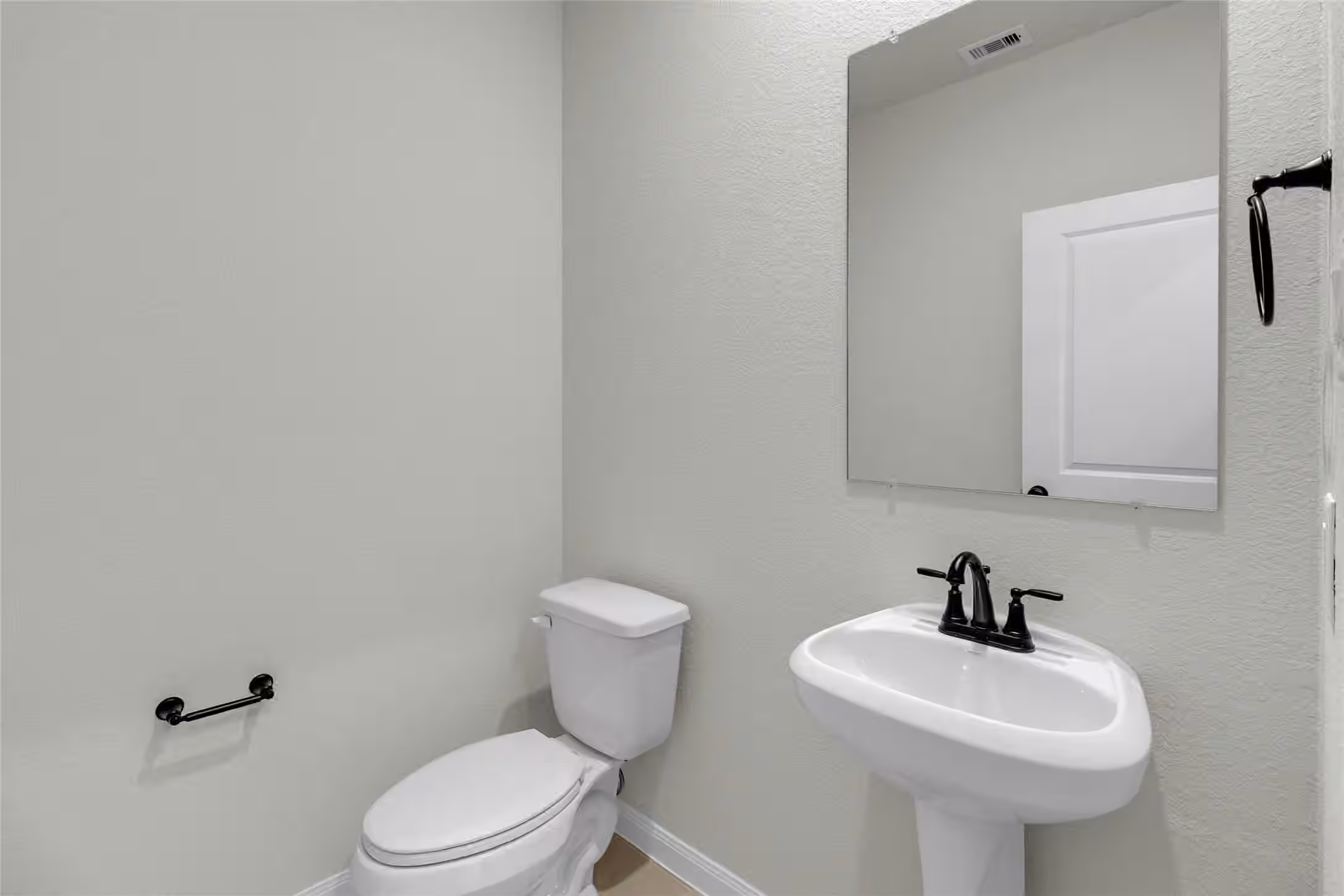 Photo 7 of 6411 Haltwhistle Lane, Katy, TX