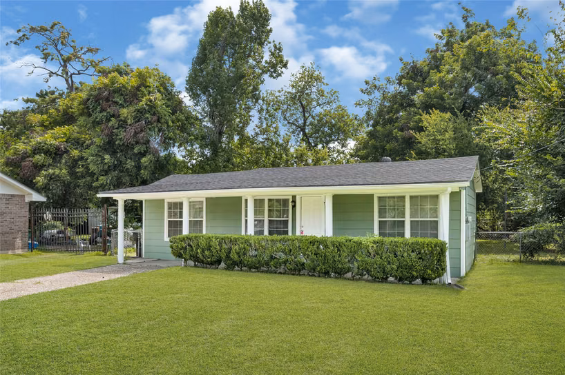 Photo of 9210 Compton Street, Houston, TX