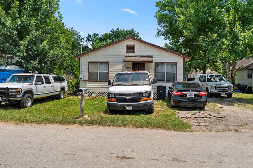 Photo 2 of 7332 Parkes Street, Houston, TX