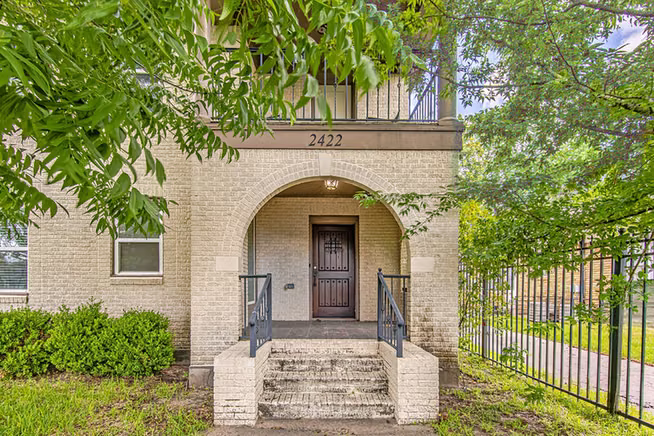 Photo 5 of 2422 Truxillo Street, Houston, TX