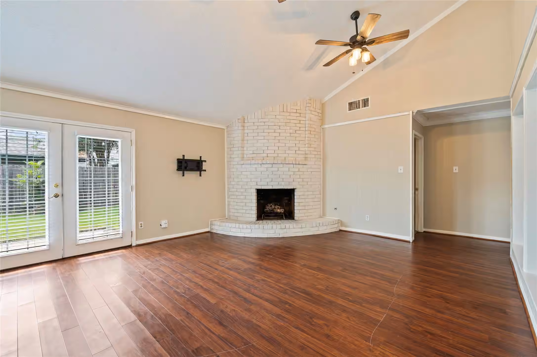 Photo 7 of 4303 Seneca Street, Pasadena, TX