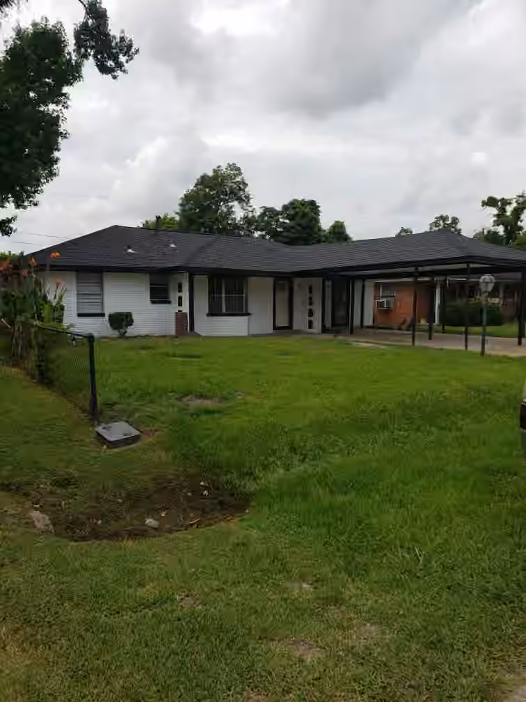Photo 2 of 7406 Saint Louis Street, Houston, TX