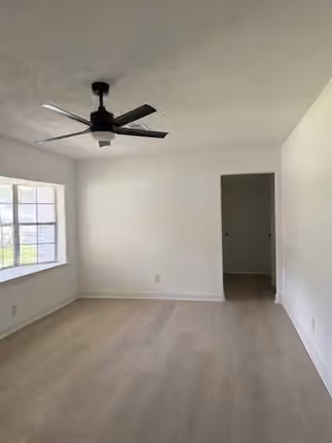 Photo 6 of 7406 Saint Louis Street, Houston, TX