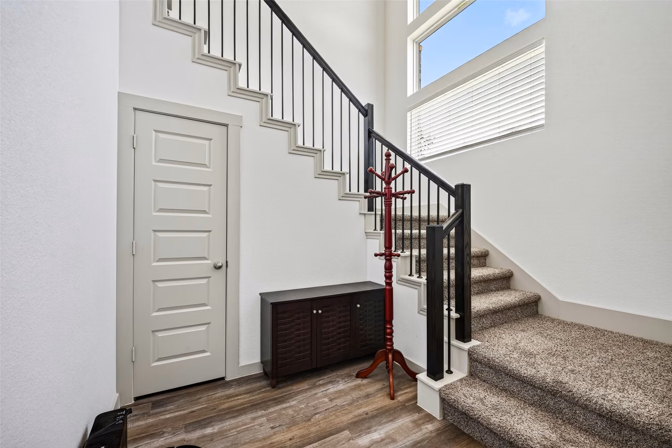 Photo 6 of 1023 Park Crest Drive, Missouri City, TX